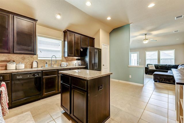 9973 Spring Rock Lane, Brookshire, TX 77423