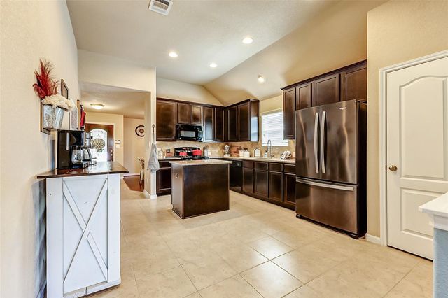 9973 Spring Rock Lane, Brookshire, TX 77423