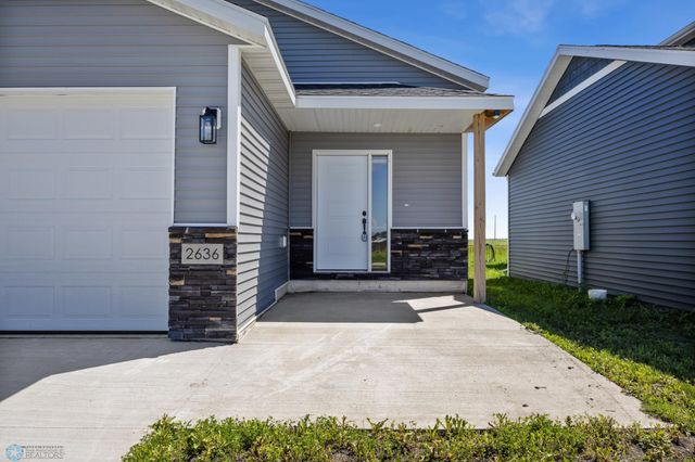 2636 74th Avenue S, Fargo, ND 58104