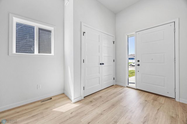 2636 74th Avenue S, Fargo, ND 58104