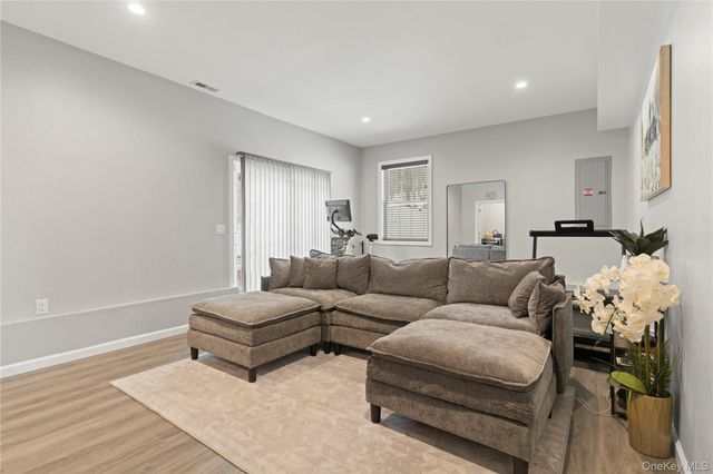 65 Beaver Road, Lagrangeville, NY 12540