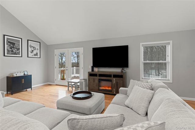 65 Beaver Road, Lagrangeville, NY 12540