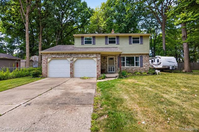 3047 Courtesy Drive, Flint, MI 48506