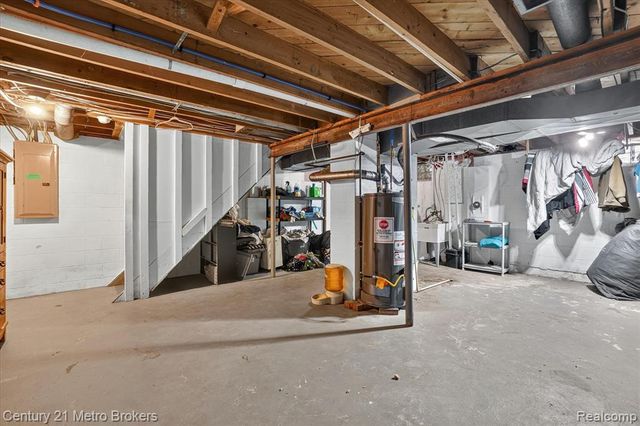 3047 Courtesy Drive, Flint, MI 48506