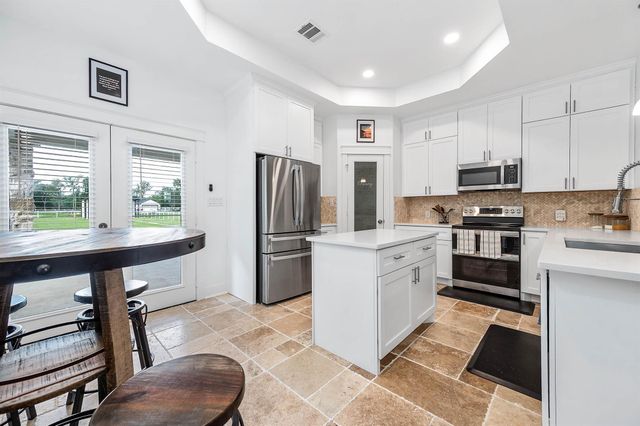 8032 Short Rd Road, Needville, TX 77461