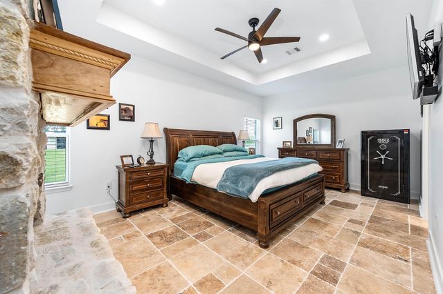 8032 Short Rd Road, Needville, TX 77461