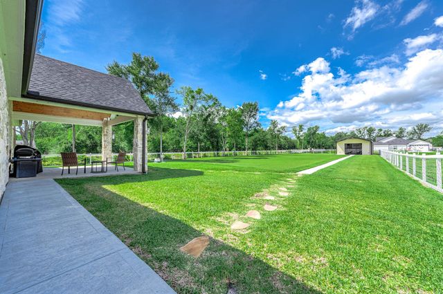 8032 Short Rd Road, Needville, TX 77461