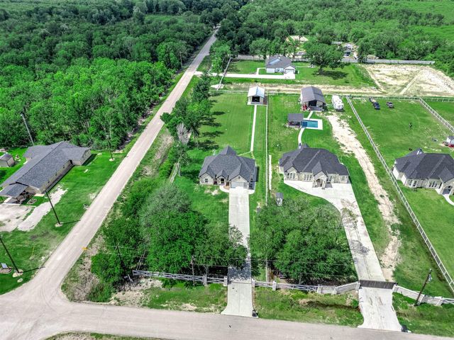 8032 Short Rd Road, Needville, TX 77461