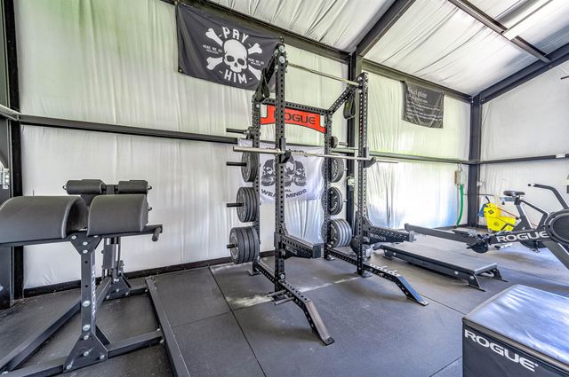 8032 Short Rd Road, Needville, TX 77461