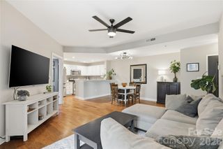 718 W Trade Street 305, Charlotte, NC 28202