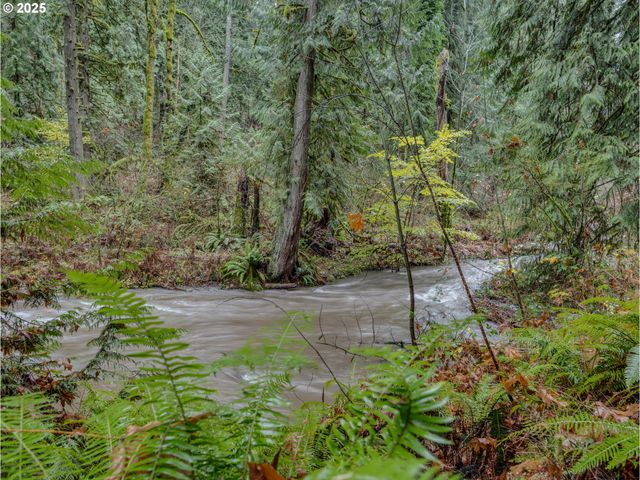 35570 Se BARNUM Rd, Sandy, OR 97055