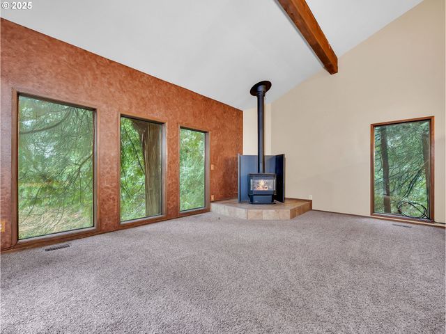 35570 Se BARNUM Rd, Sandy, OR 97055