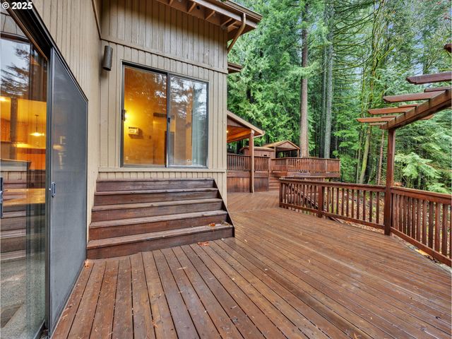 35570 Se BARNUM Rd, Sandy, OR 97055