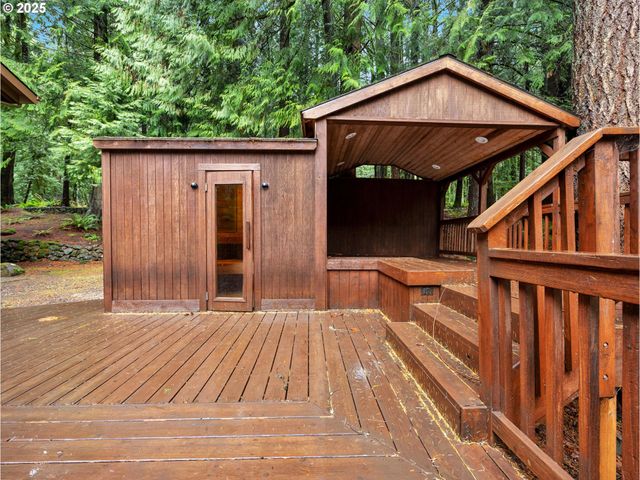 35570 Se BARNUM Rd, Sandy, OR 97055