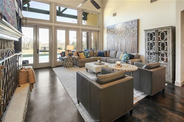 3190 Fm 1361, Somerville, TX 77879