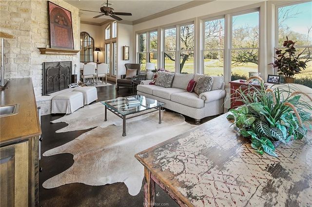 3190 Fm 1361, Somerville, TX 77879