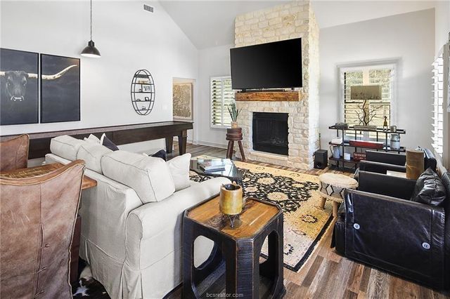 3190 Fm 1361, Somerville, TX 77879