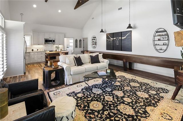 3190 Fm 1361, Somerville, TX 77879