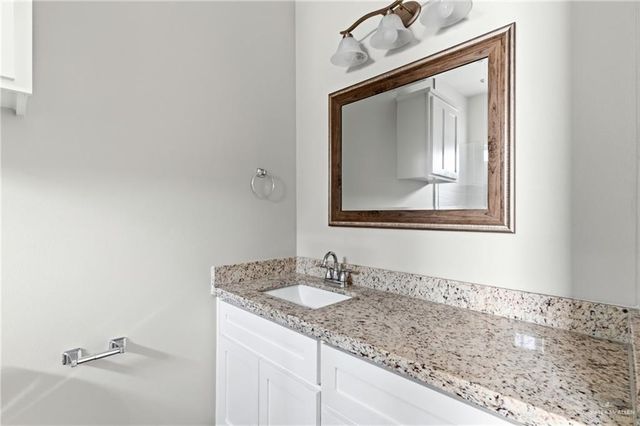 5909 Sandpiper Avenue, Mcallen, TX 78504