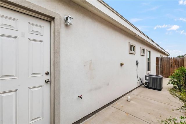 5909 Sandpiper Avenue, Mcallen, TX 78504