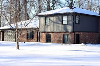 4856 Catalina Drive S, New Palestine, IN 46163