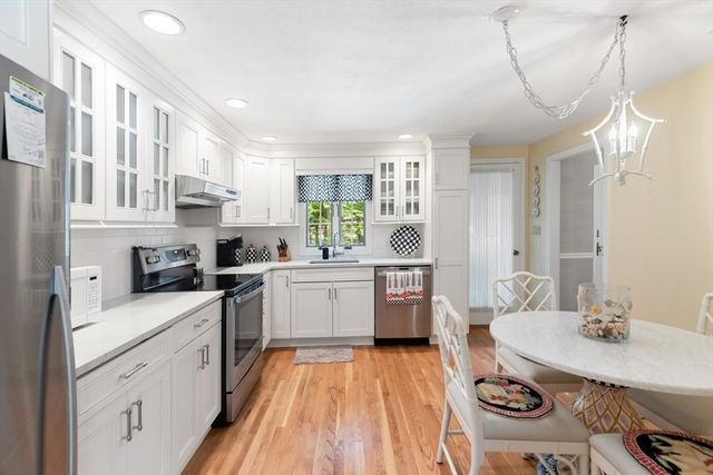 25 Lisa Lane, Reading, MA 01867