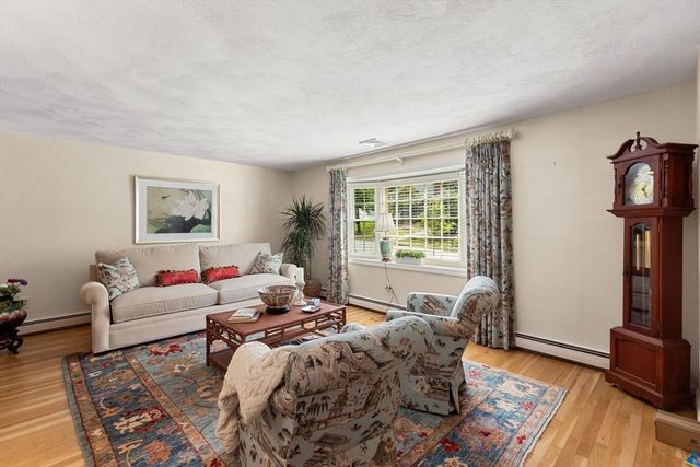 25 Lisa Lane, Reading, MA 01867