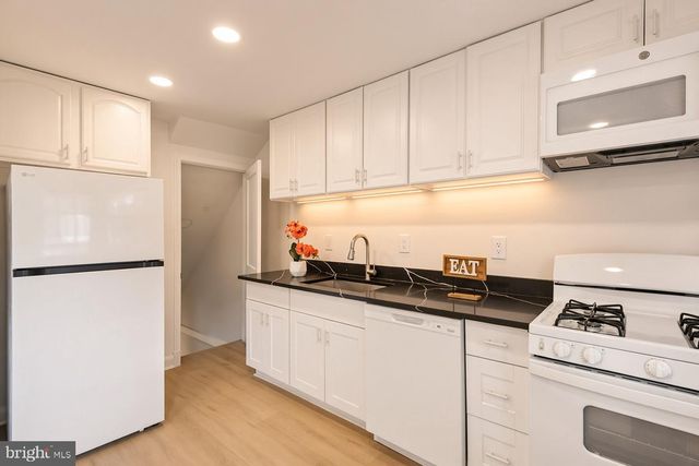 1403 DARTMOUTH AVE, Baltimore, MD 21234