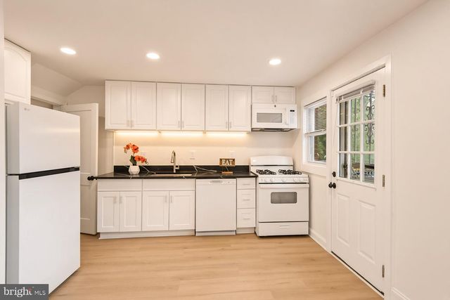 1403 DARTMOUTH AVE, Baltimore, MD 21234