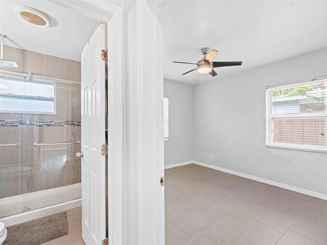 1432 NE 5th Ave, Fort Lauderdale, FL 33304