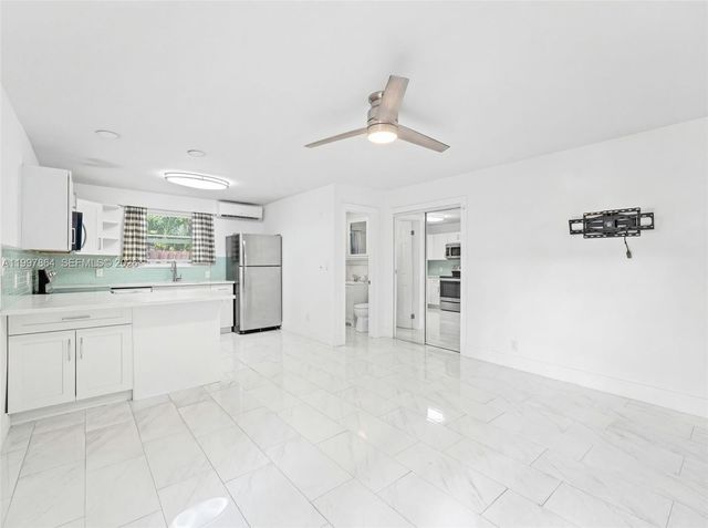 1432 NE 5th Ave, Fort Lauderdale, FL 33304