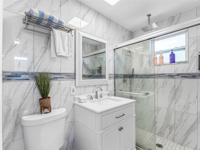 1432 NE 5th Ave, Fort Lauderdale, FL 33304