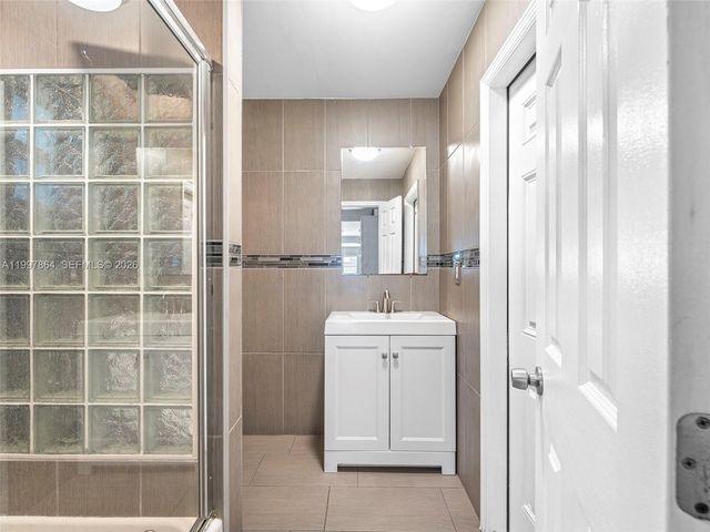 1432 NE 5th Ave, Fort Lauderdale, FL 33304