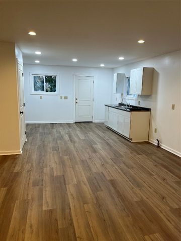 254 E 30TH Street, Erie, PA 16504