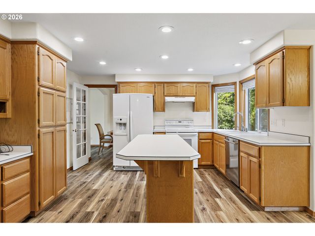 9260 Sw SKOKOMISH Ln, Tualatin, OR 97062
