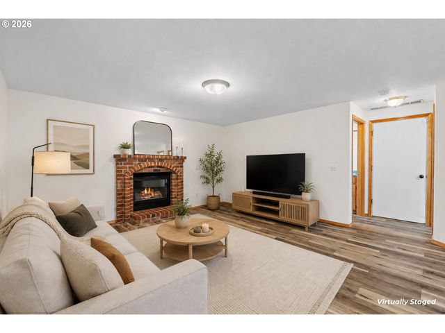 9260 Sw SKOKOMISH Ln, Tualatin, OR 97062