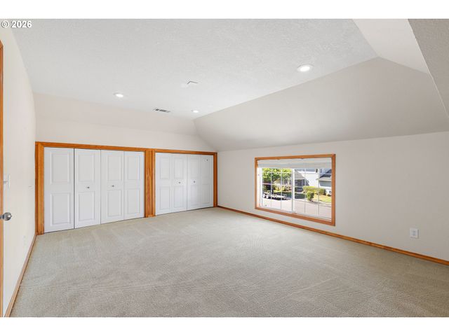 9260 Sw SKOKOMISH Ln, Tualatin, OR 97062