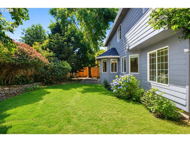 9260 Sw SKOKOMISH Ln, Tualatin, OR 97062