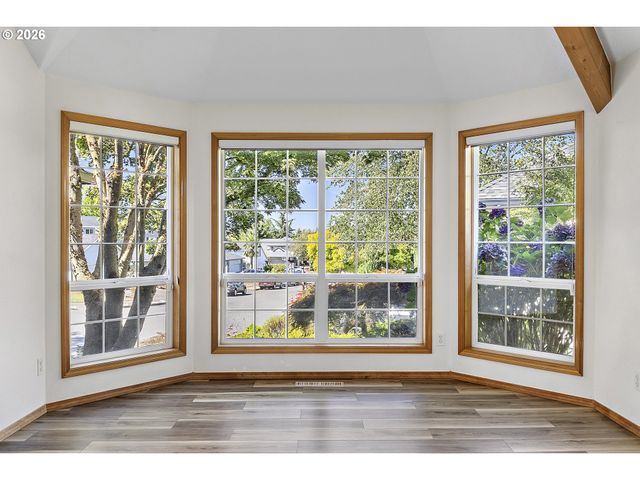9260 Sw SKOKOMISH Ln, Tualatin, OR 97062