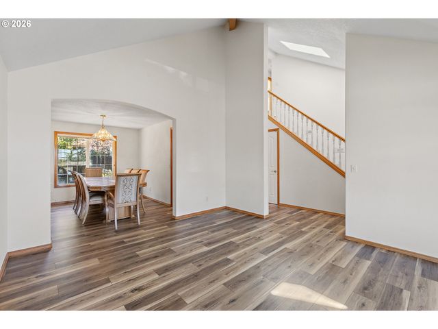 9260 Sw SKOKOMISH Ln, Tualatin, OR 97062