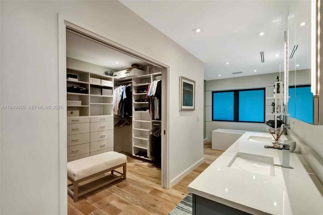 2152 Prairie Avenue, Miami Beach, FL 33139