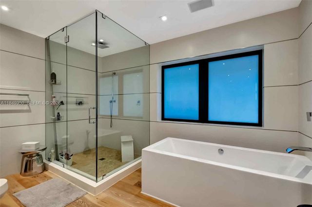 2152 Prairie Avenue, Miami Beach, FL 33139