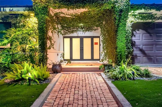 2152 Prairie Avenue, Miami Beach, FL 33139