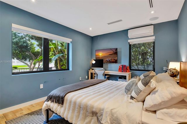 2152 Prairie Avenue, Miami Beach, FL 33139