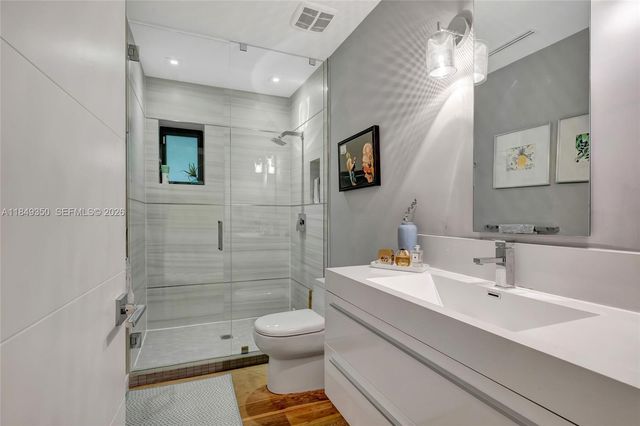 2152 Prairie Avenue, Miami Beach, FL 33139