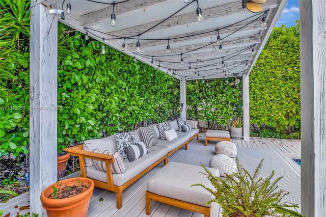 2152 Prairie Avenue, Miami Beach, FL 33139