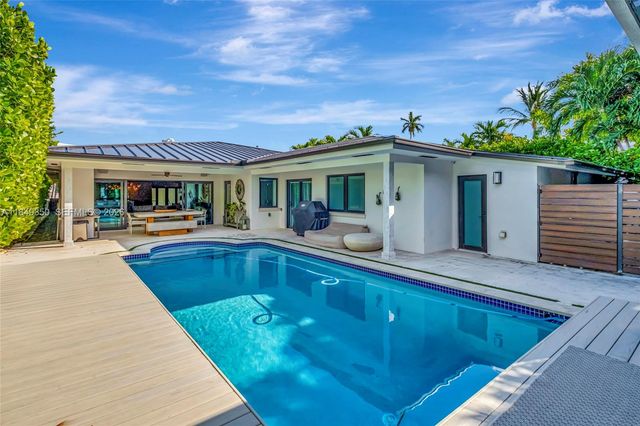 2152 Prairie Avenue, Miami Beach, FL 33139