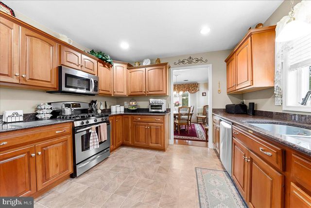 1011 PERCY LN, Lebanon, PA 17042