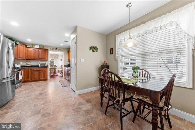 1011 PERCY LN, Lebanon, PA 17042