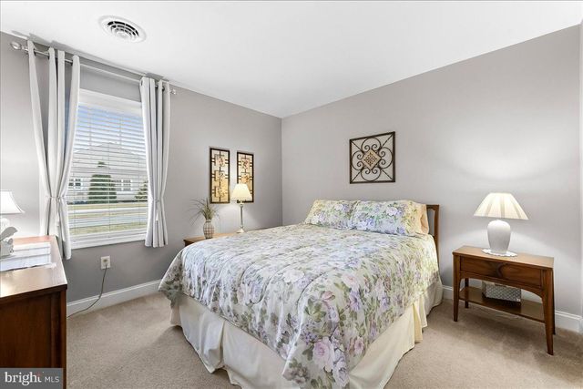 1011 PERCY LN, Lebanon, PA 17042